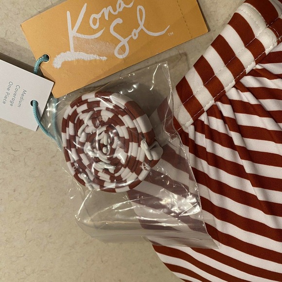 Swimsuit KONA SOL Red Stripe One Piece Strapless Swimsuit M 8-10 with Strap - Picture 5 of 11